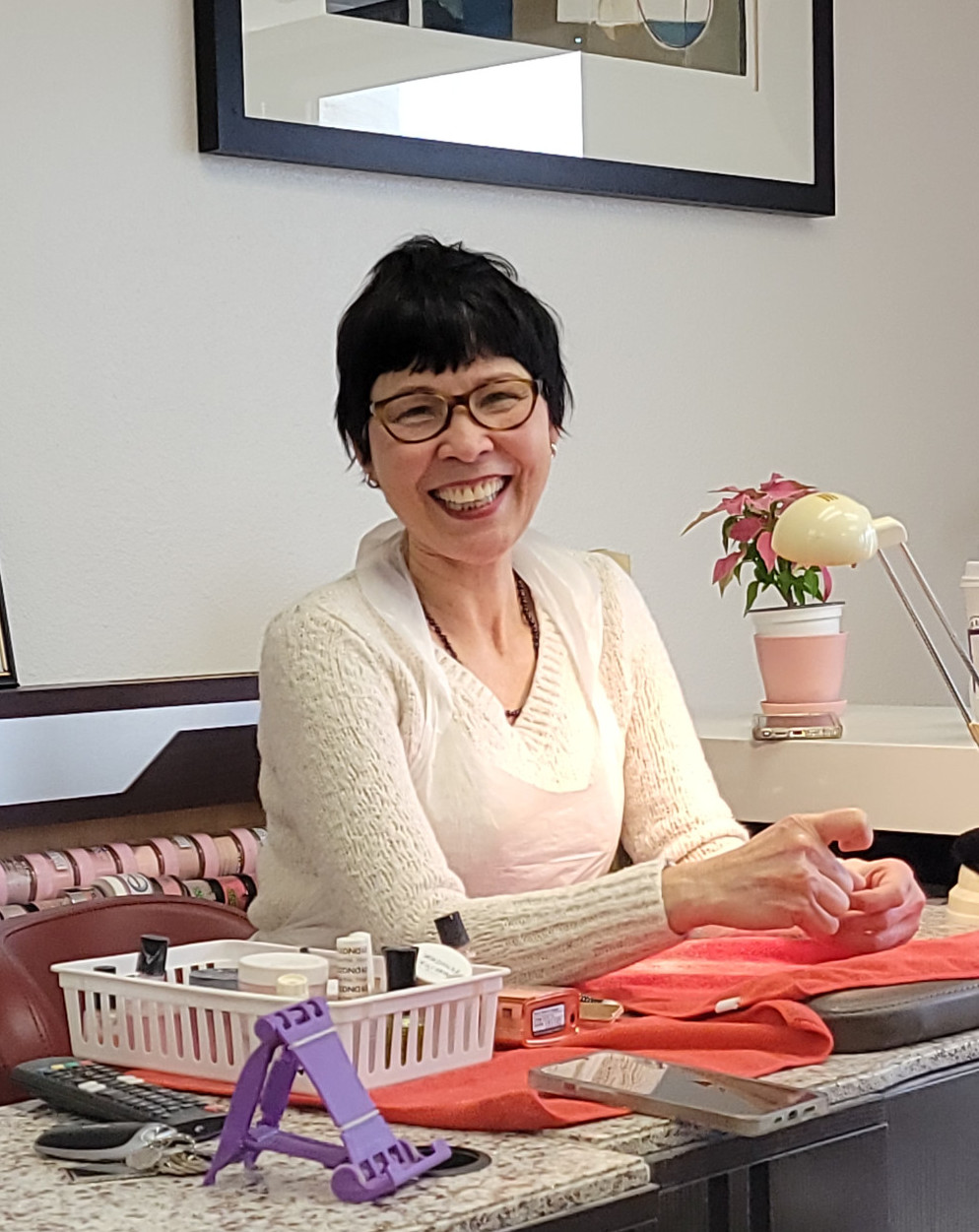 image of Thuy Le, the owner of Hair Nails Wax Spa in Poway